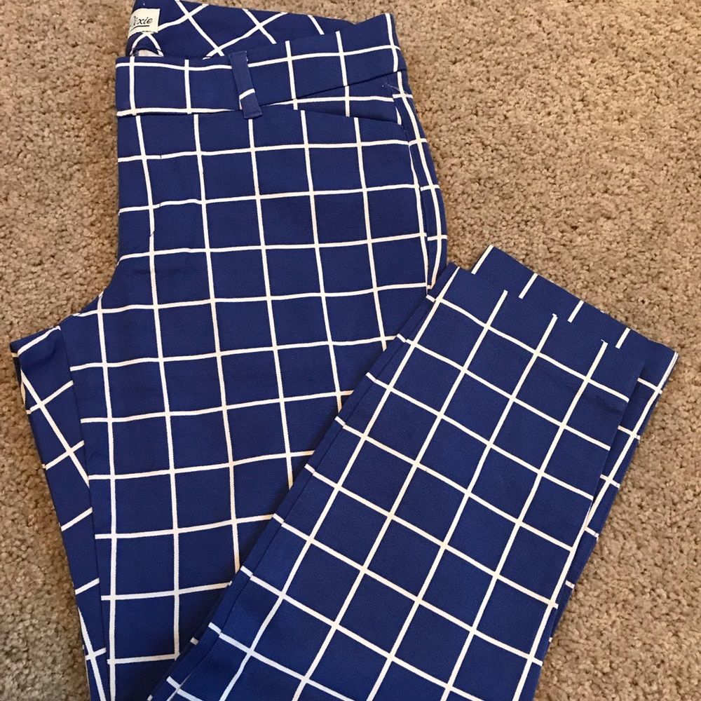 Blue fitted ankle dress pants!